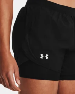 Damen UA Fly By 2.0 2-in-1-Shorts -Modegeschäft Für Sportbekleidung V5 1356200 001 SIDEDET