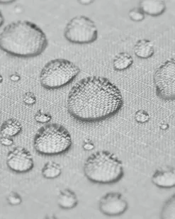 UA Storm Leichte Jacke Aus Impasse-Stoff Für Damen -Modegeschäft Für Sportbekleidung V5 1376068 006 STORM SL