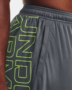 UA Tech™ Graphic Shorts Mit Schriftzug Für Herren -Modegeschäft Für Sportbekleidung V5 1376943 012 SIDEDET
