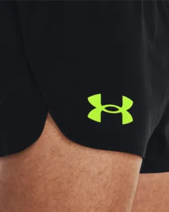 UA Lighter Than Air Shorts Für Herren -Modegeschäft Für Sportbekleidung V5 1377315 001 SIDEDET