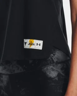Project Rock Black Adam Tanktop Für Damen -Modegeschäft Für Sportbekleidung V5 1377760 001 SIDEDET