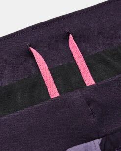 UA Run In Peace Shorts Für Damen -Modegeschäft Für Sportbekleidung V5 1377919 541 LDWB SL