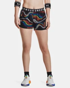 UA Play Up Pride Shorts Für Damen